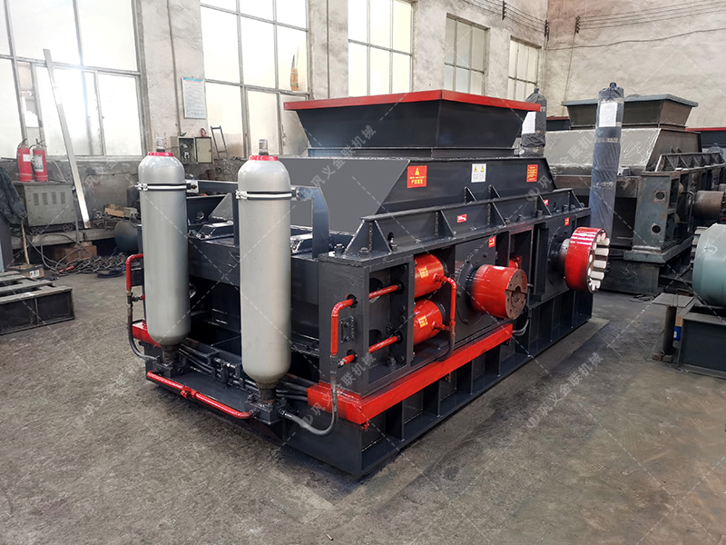 建筑用砂配置的液壓對輥制砂機(jī)多少錢一臺(tái)？